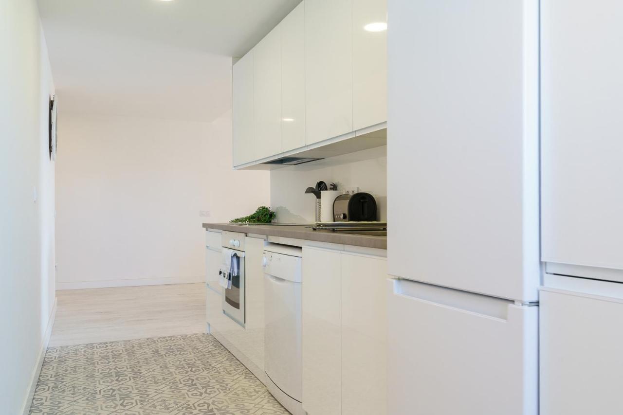 Malagasuite Living Coast Fuengirola Exterior photo